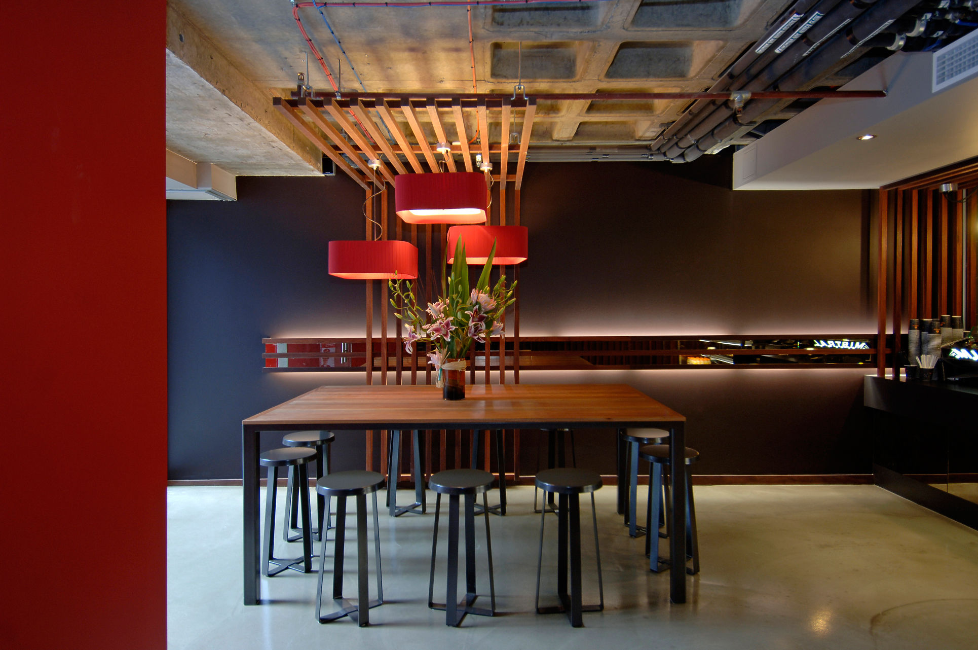 Dimension 8 Lighting – Cafenatics