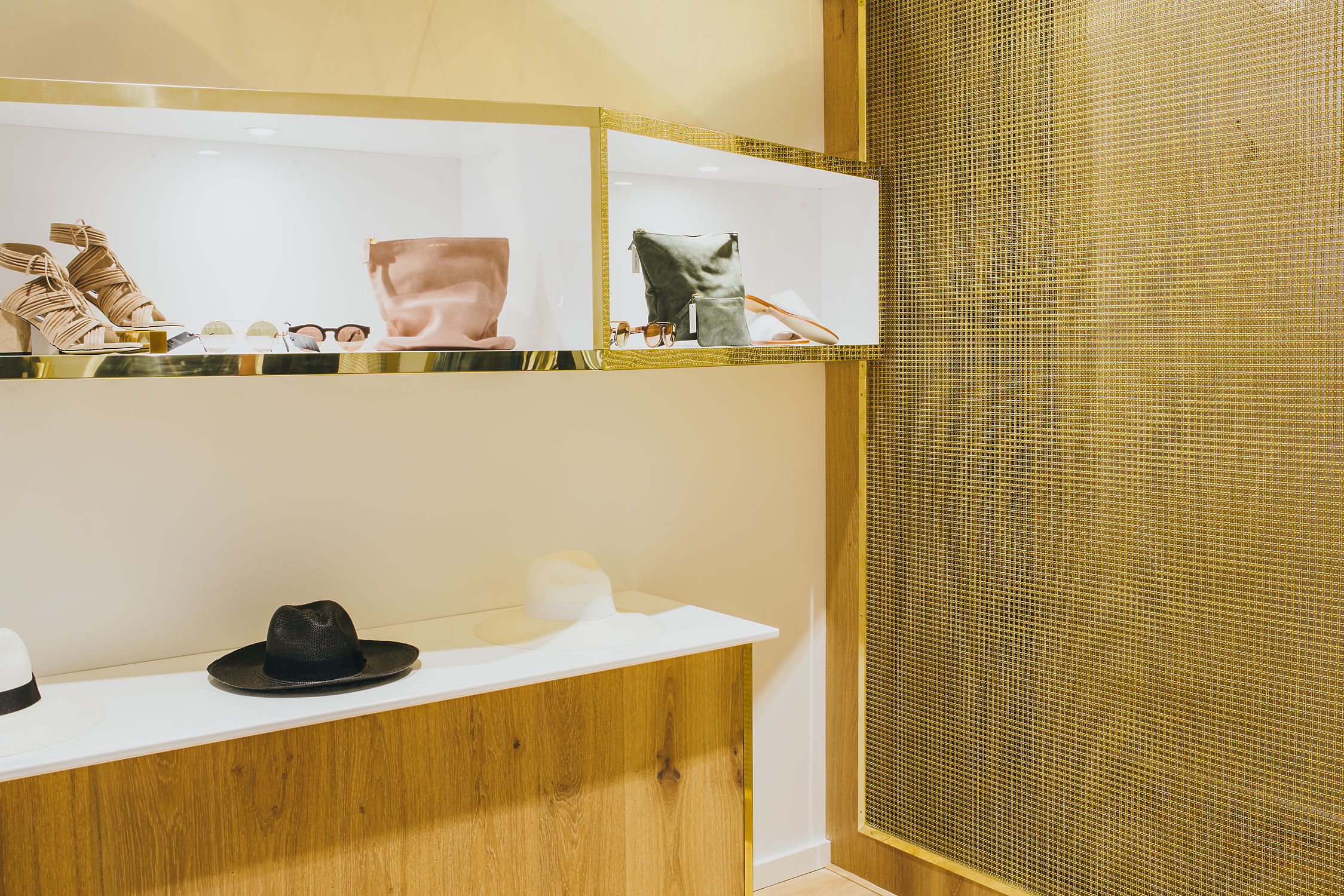 Dimension 8 Lighting – Emerald Store