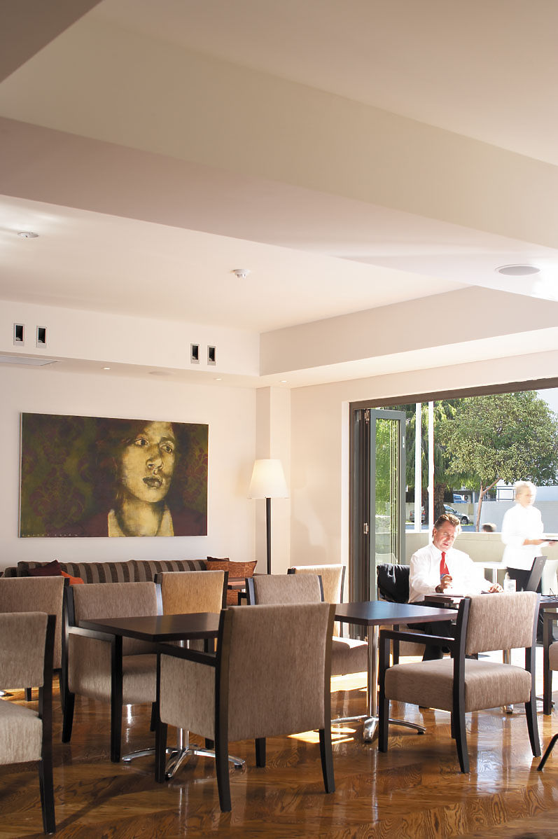 Dimension 8 Lighting – Outram